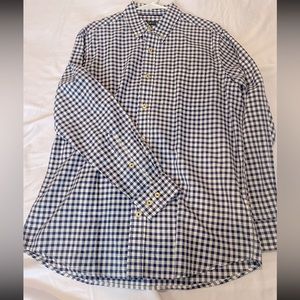 Men’s ORVIS BUTTON DOWN. NEW NEVER BEEN WORN.